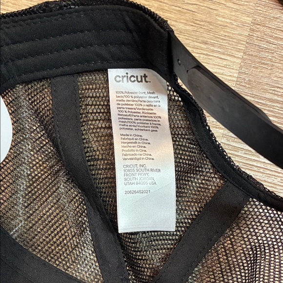 5 - Cricut Black and White Mesh Cap for Sublimation - Picture 2 of 2